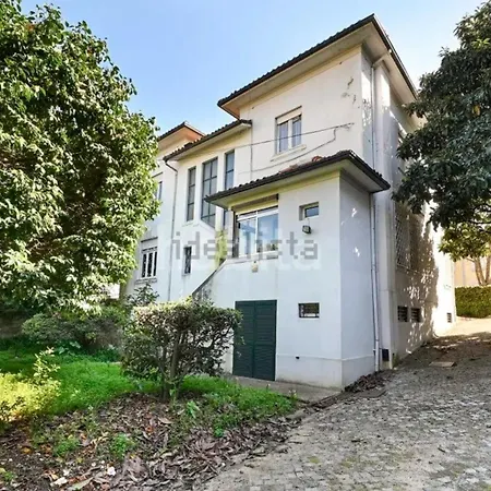 Art Collective Homestay Porto