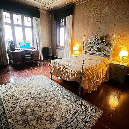 Homestay Art Collective